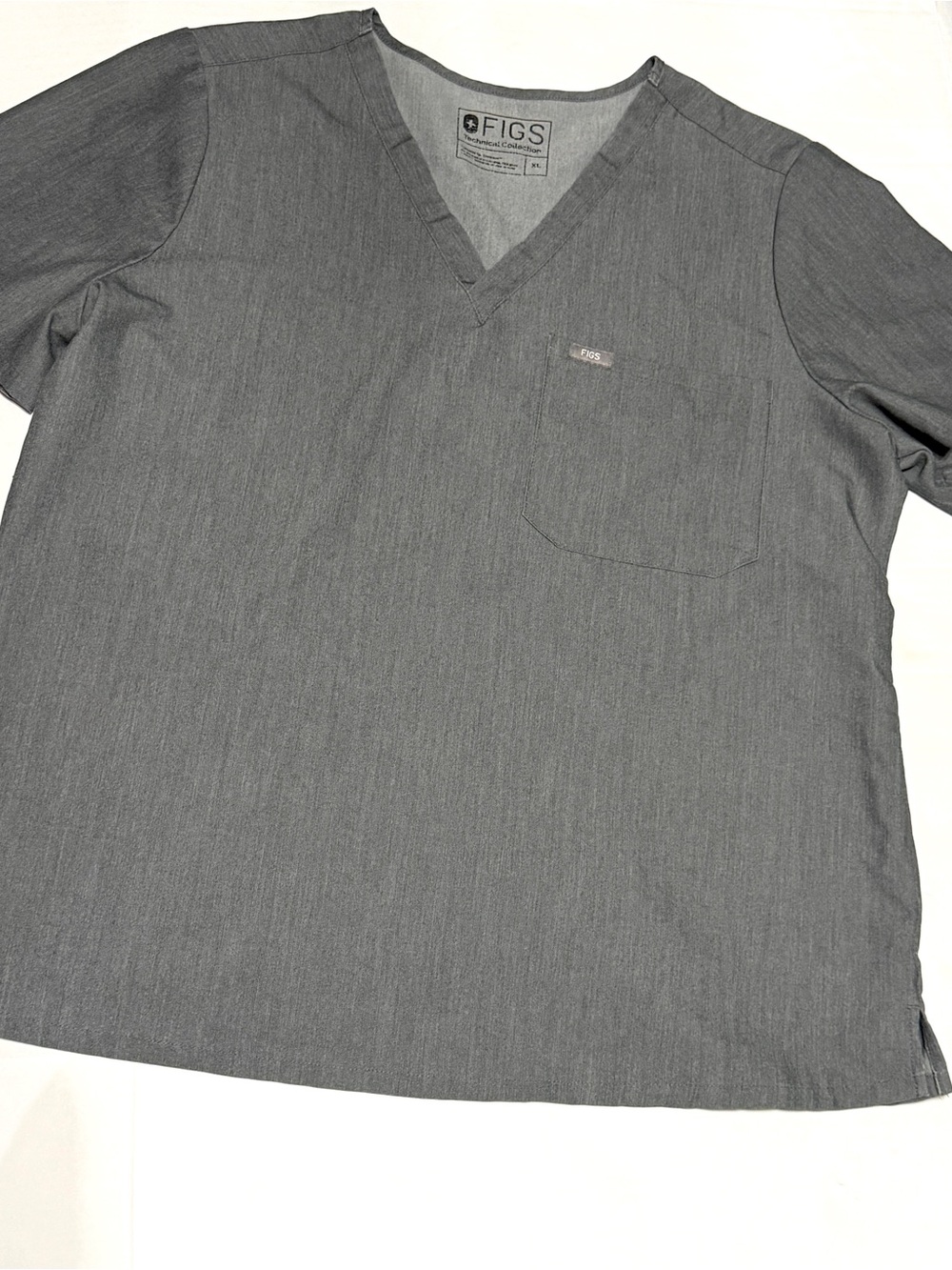 Figs Men’s V-Neck Short Sleeve Shirt - Gray